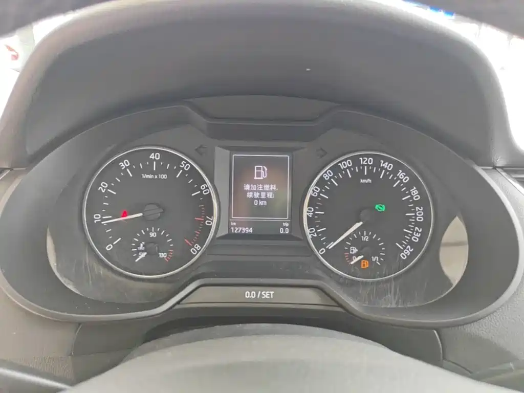 Skoda Octavia 2015 — фото 12
