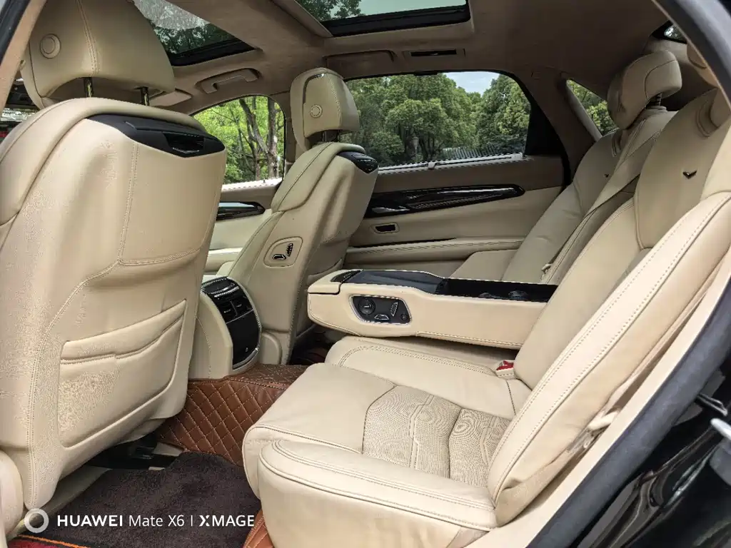 Cadillac CT6 2016 — фото 13