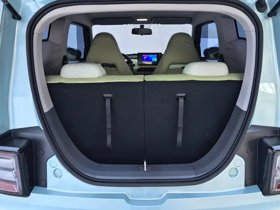 Geely Galaxy Panda 2025