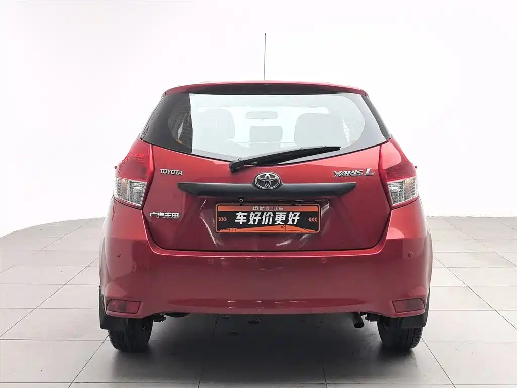 Toyota Yaris L 2015 — фото 4