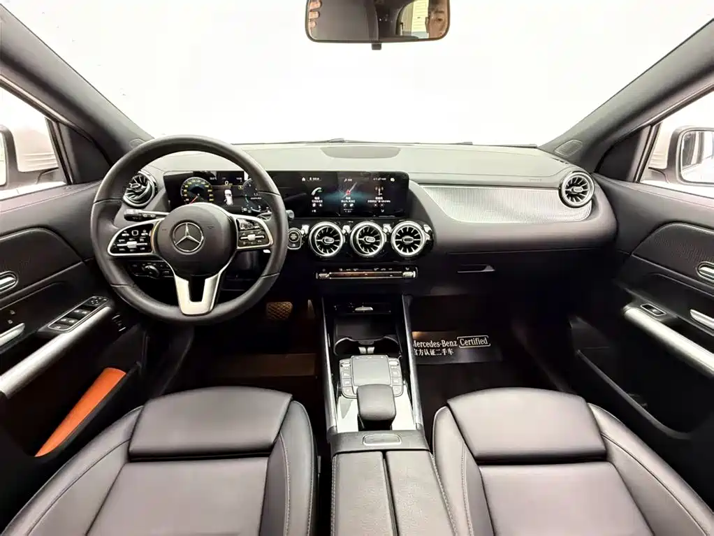 Mercedes-Benz GLA 2021