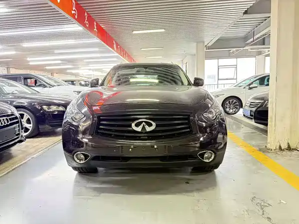 Infiniti FX 2012