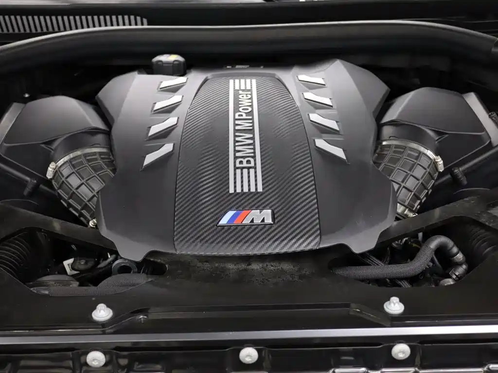BMW X6 M 2022 — фото 34