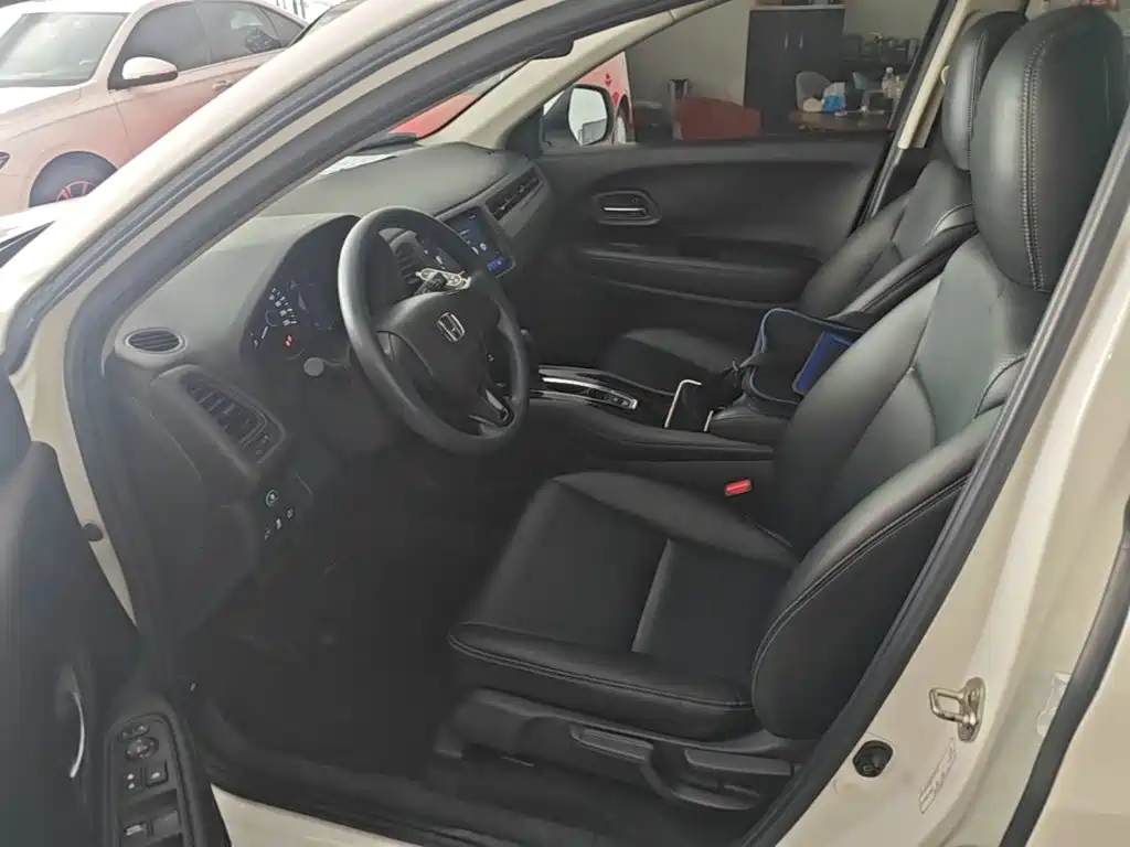 Honda Vezel 2021 — фото 15