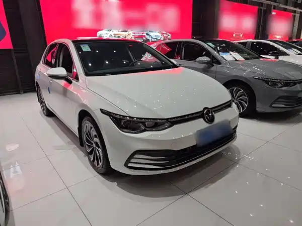 Volkswagen Golf 2023