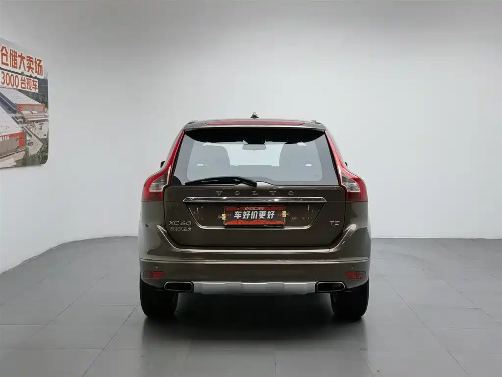 Volvo XC60 2017 — фото 4