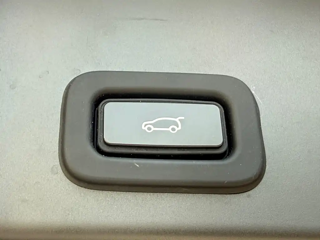 Land Rover Evoque 2021 — фото 28