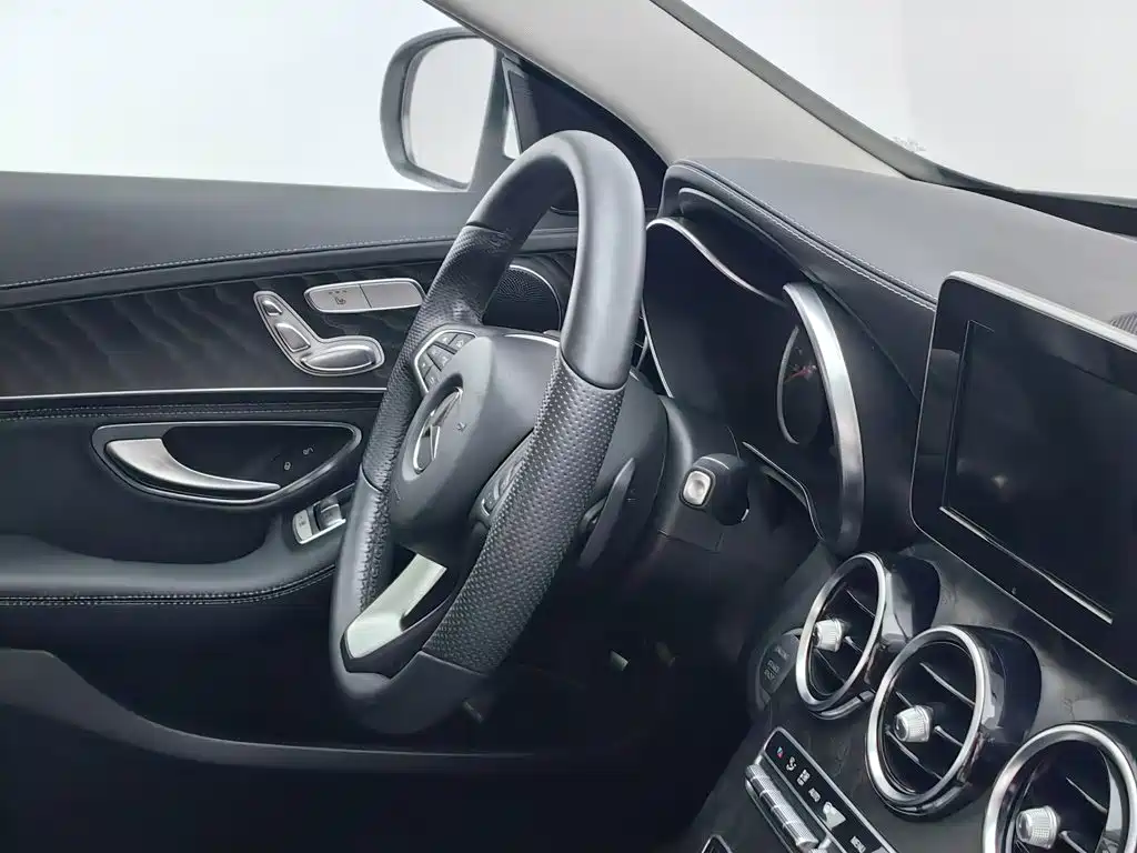 Mercedes-Benz C-Class 2016 — фото 22