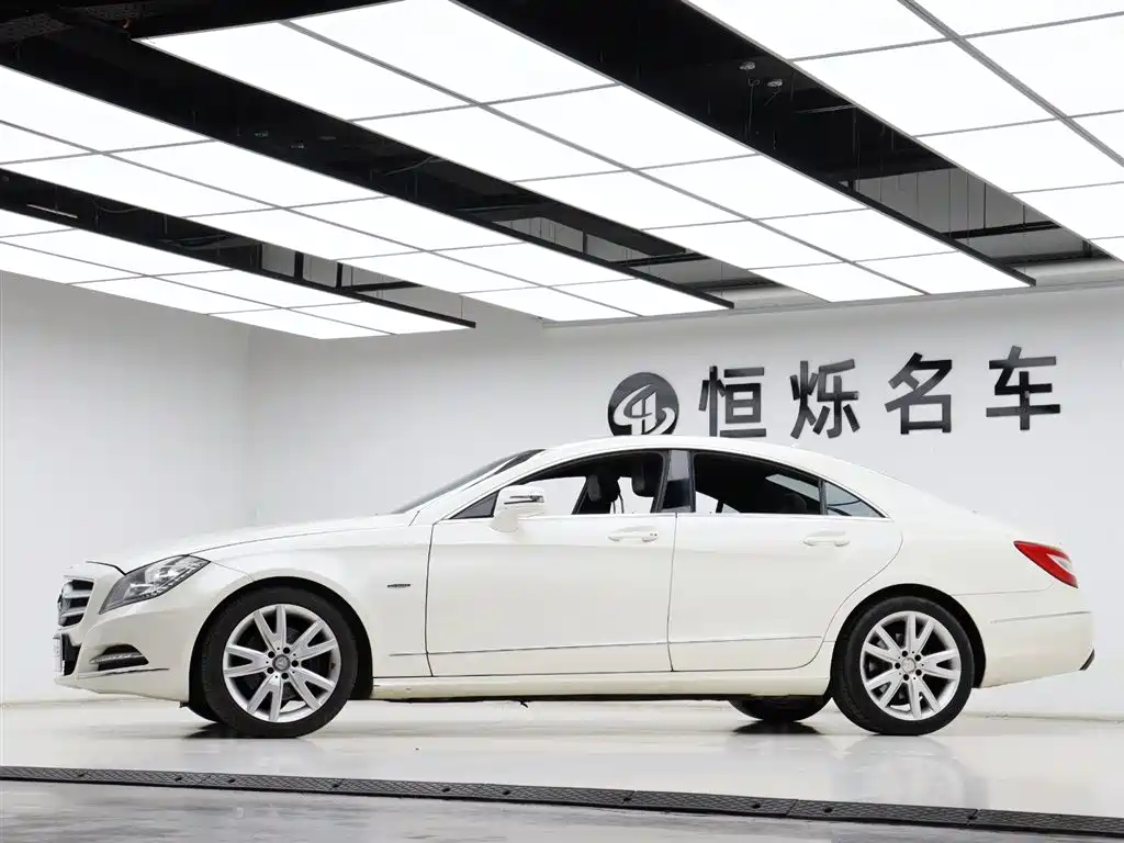Mercedes-Benz CLS 2013 — фото 27