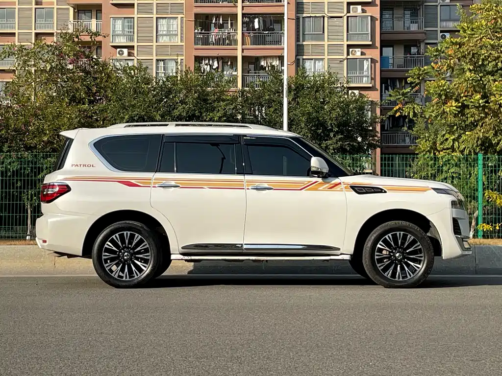 Nissan Patrol 2020 — фото 9