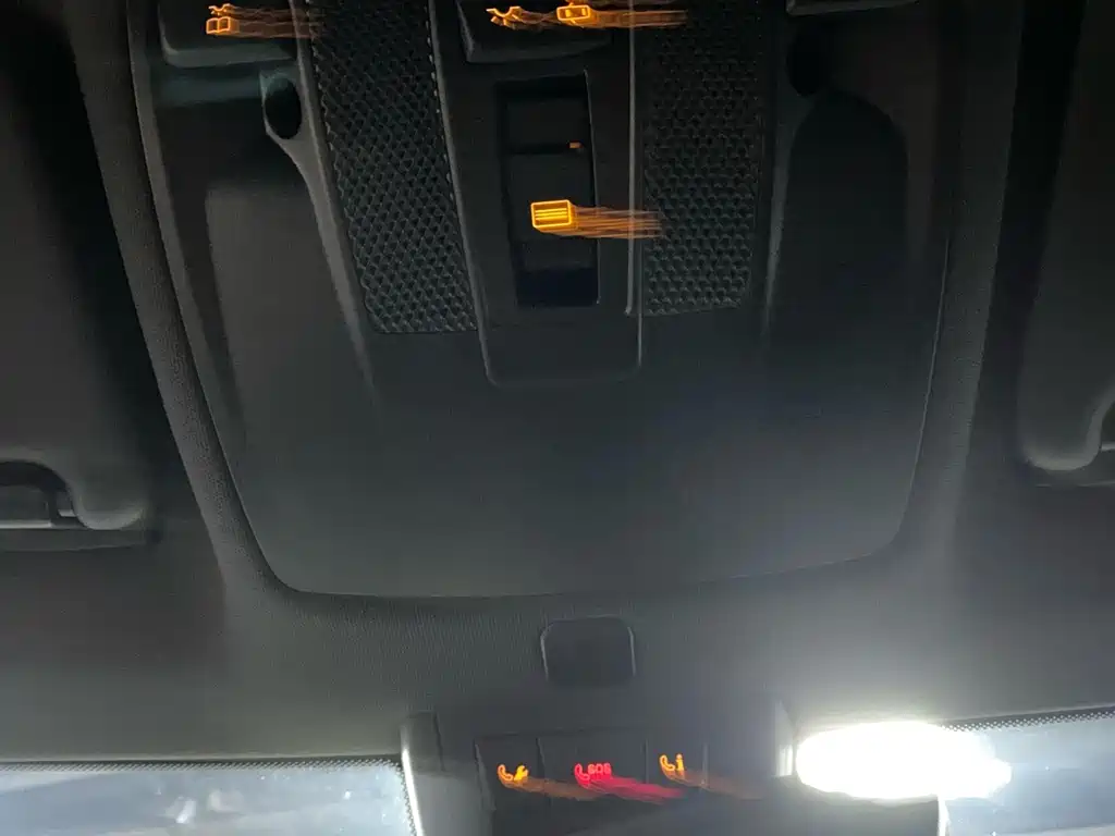 Mercedes-Benz CLA 2018 — фото 15