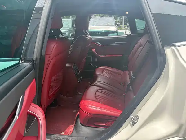 Maserati Levante 2017