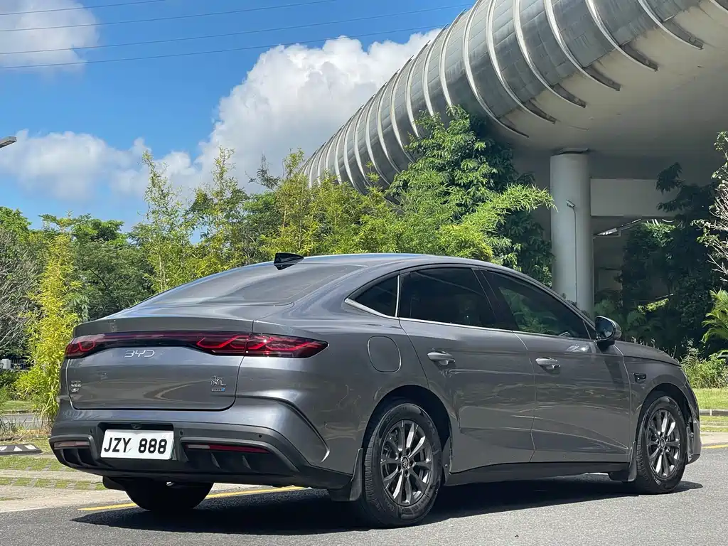 BYD Qin L 2025 — фото 7