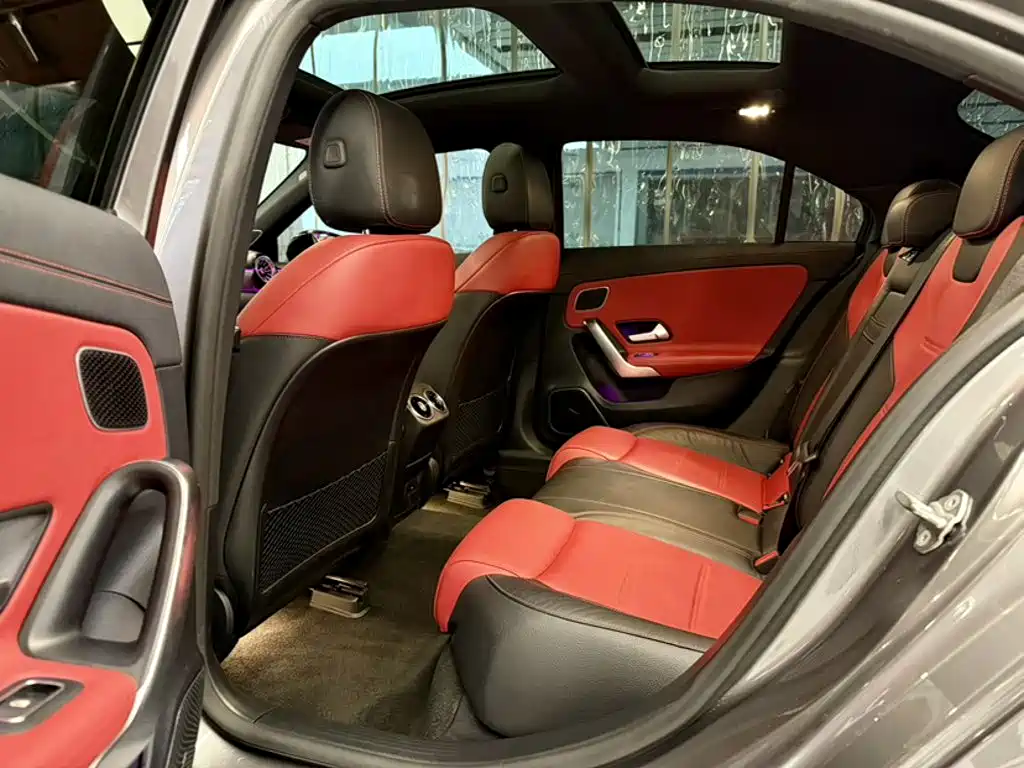 Mercedes-Benz A-Class AMG 2021 — фото 15