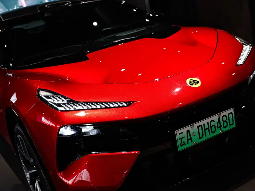 Lotus Eletre 2023