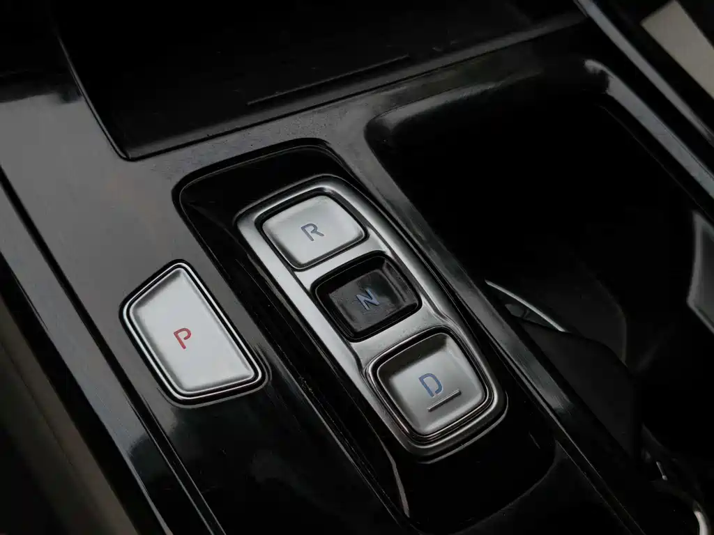 Hyundai Custo 2022 — фото 24