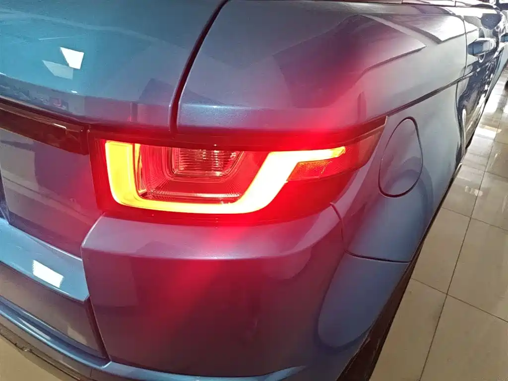 Land Rover Evoque 2018 — фото 8
