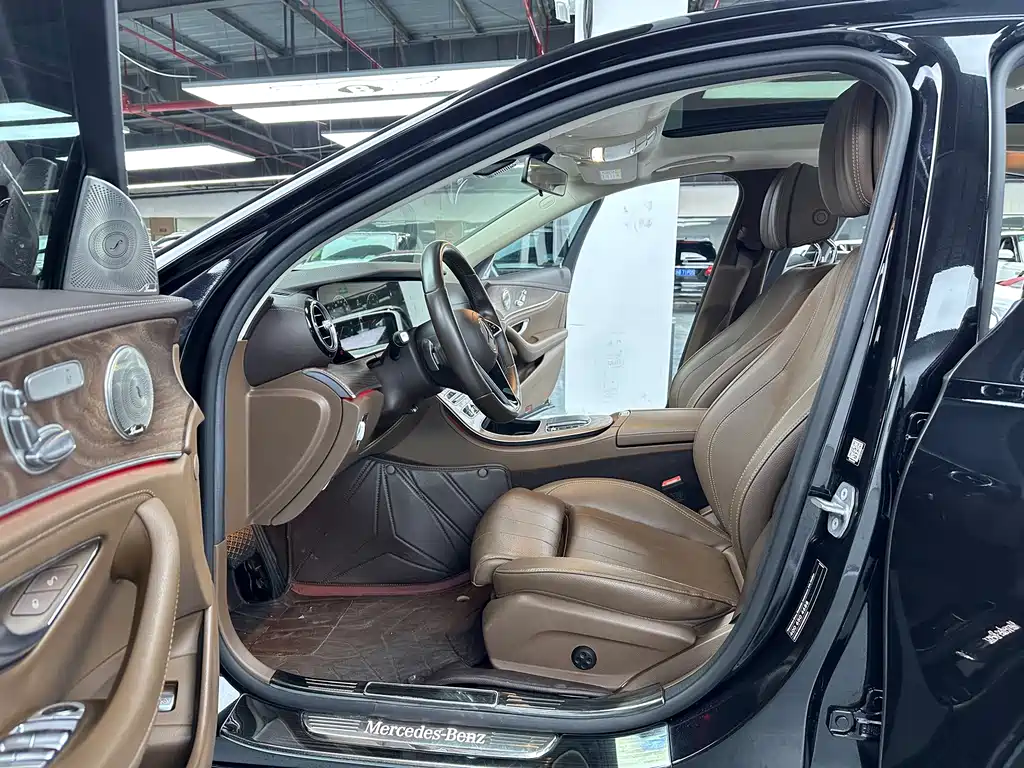 Mercedes-Benz E-Class 2023