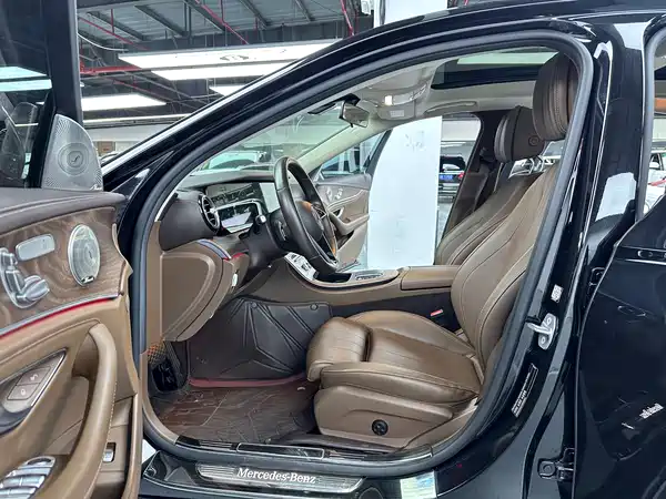 Mercedes-Benz E-Class 2023