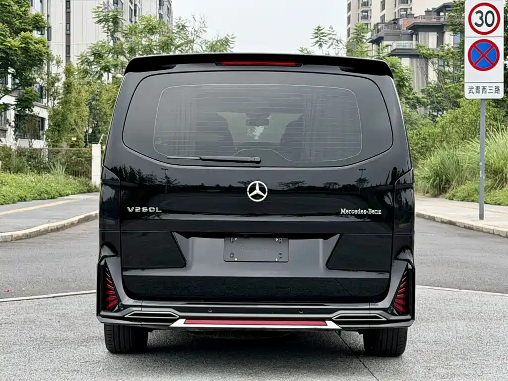Mercedes-Benz Vito 2024 — фото 5