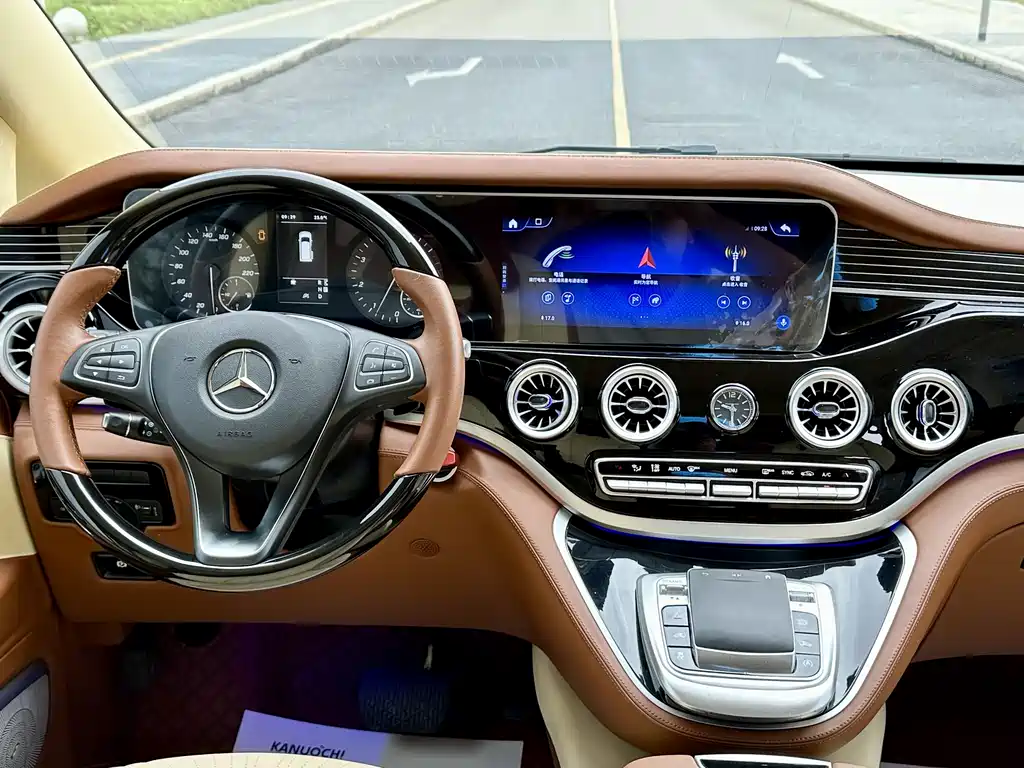 Mercedes-Benz Vito 2024 — фото 14