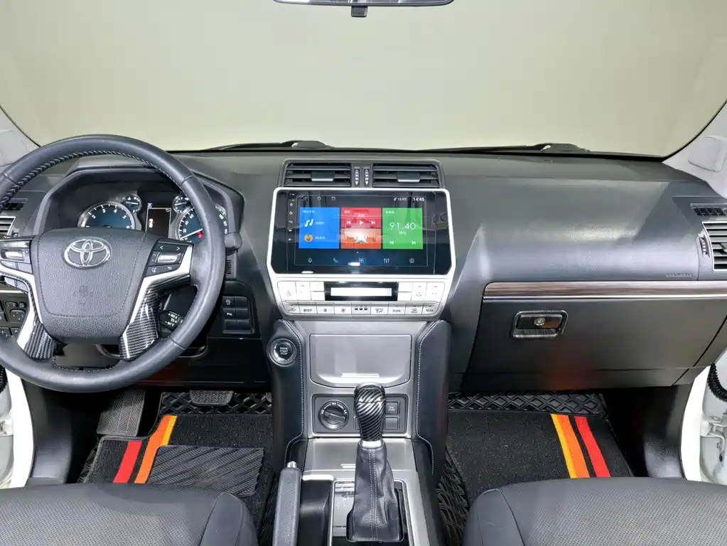 Toyota Prado 2019 — фото 6