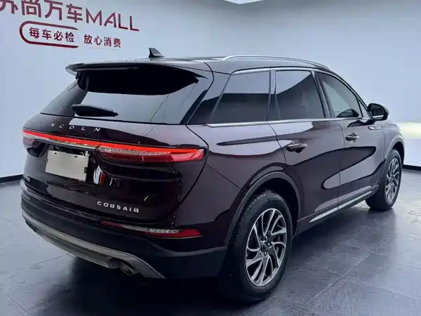 Lincoln Corsair 2021