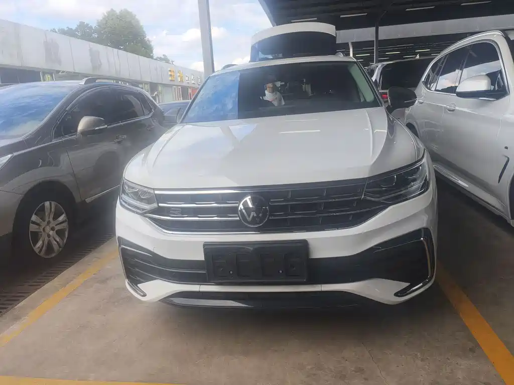 Volkswagen Tiguan X 2022 — фото 2