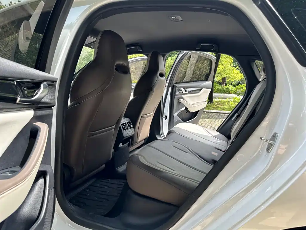 BYD Qin PLUS 2024 — фото 16