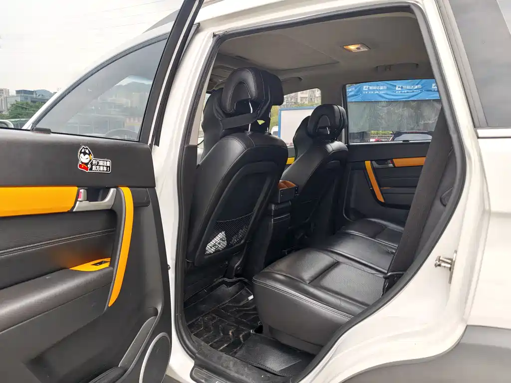 Chevrolet Captiva 2014 — фото 12