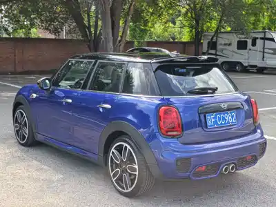 MINI MINI 2019
