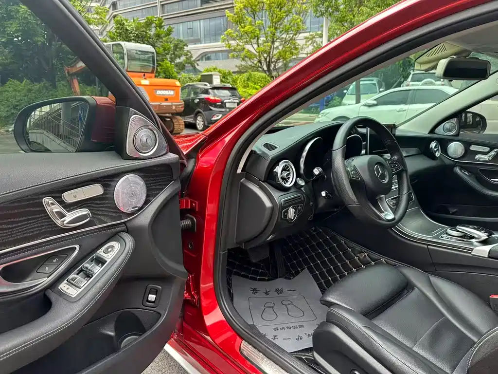 Mercedes-Benz C-Class 2018