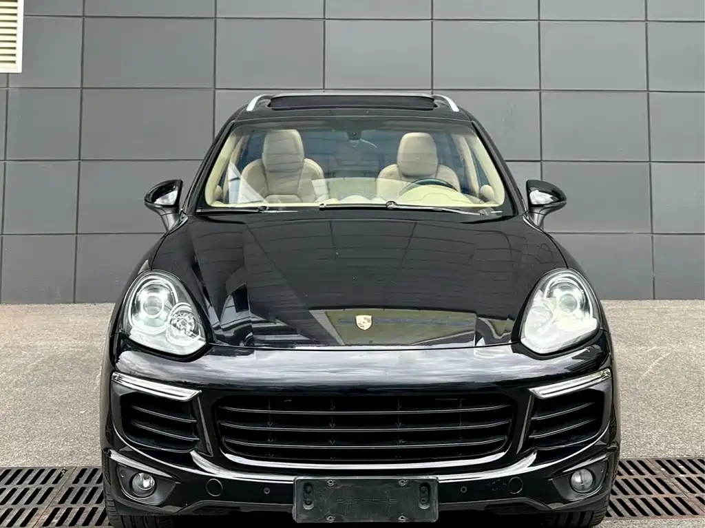 Porsche Cayenne 2015 — фото 2