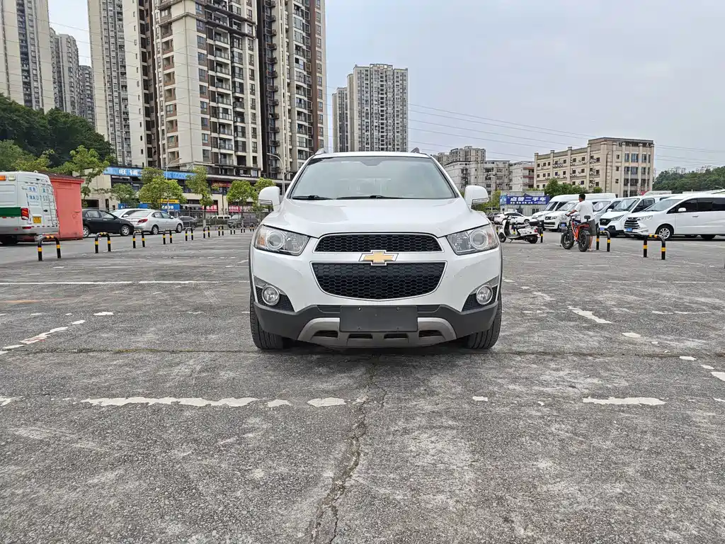 Chevrolet Captiva 2014 — фото 2