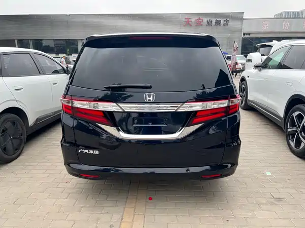 Honda Odyssey 2015