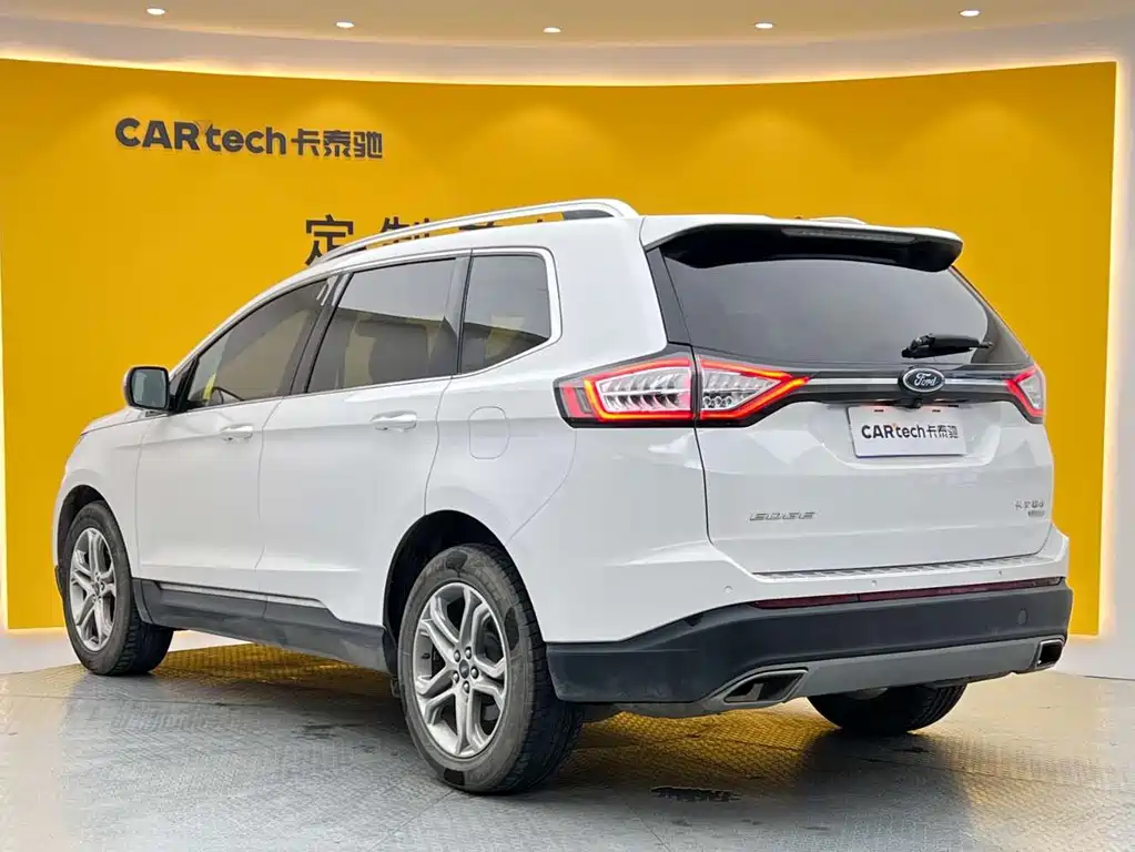 Ford Edge 2020 — фото 24
