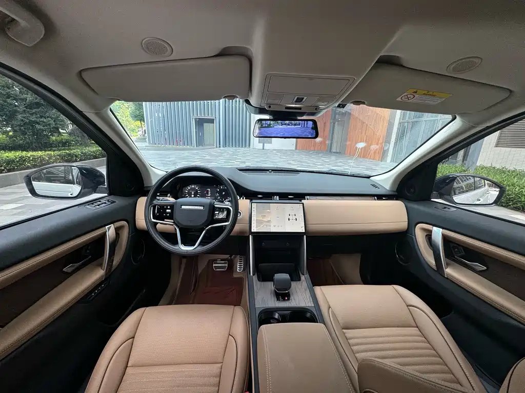 Land Rover Discovery Sport 2025 — фото 10