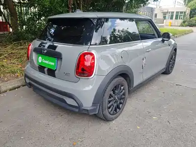 MINI MINI 2022