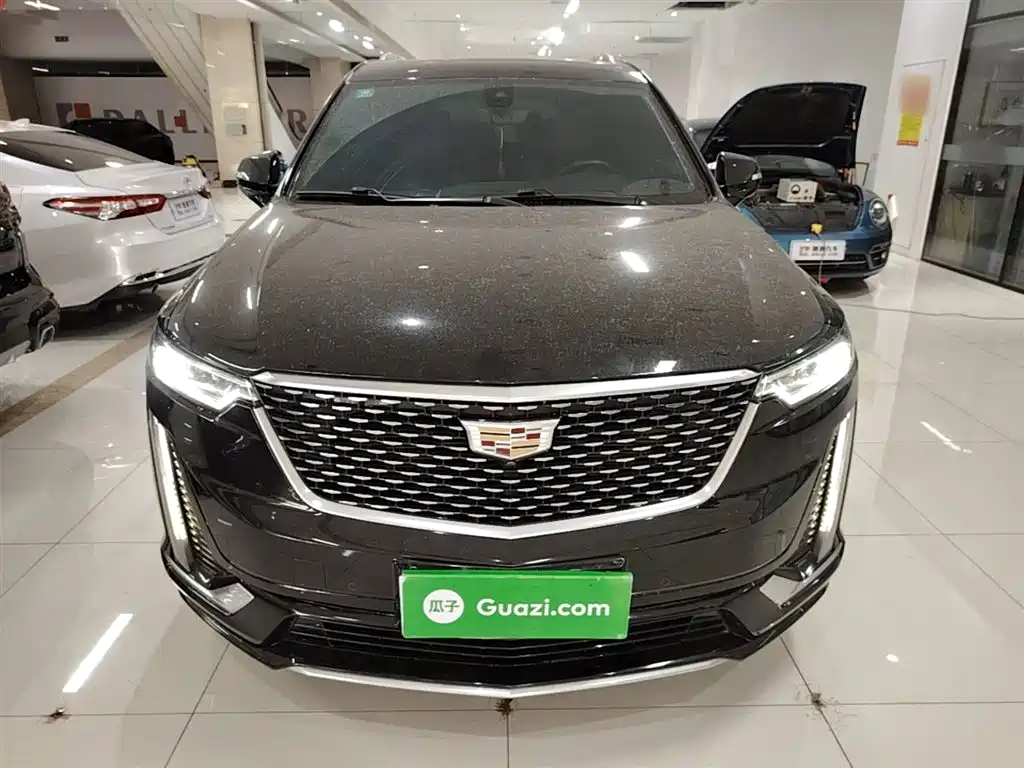 Cadillac XT6 2023 — фото 3