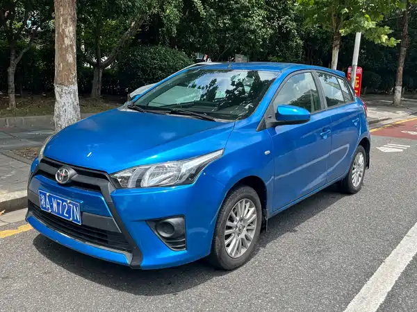 Toyota Yaris L 2014