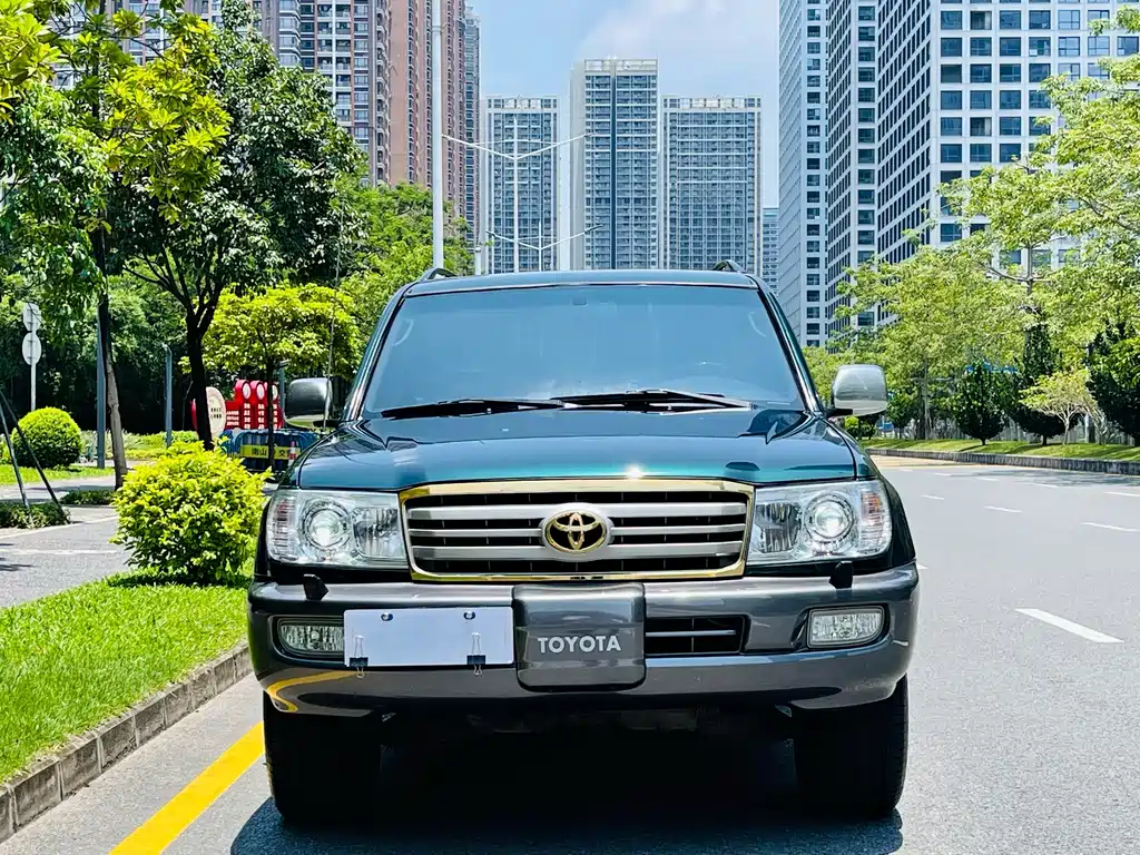Toyota Land Cruiser 2005 — фото 2