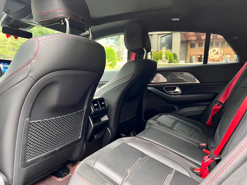 Mercedes-Benz GLE Coupe AMG 2023 — фото 14