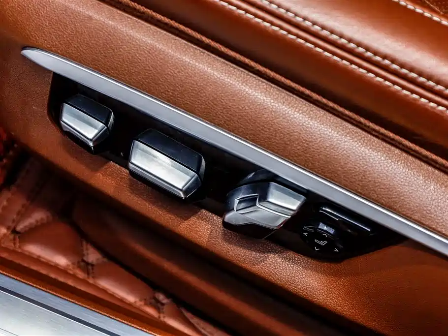 BMW 7 Series 2020 — фото 7