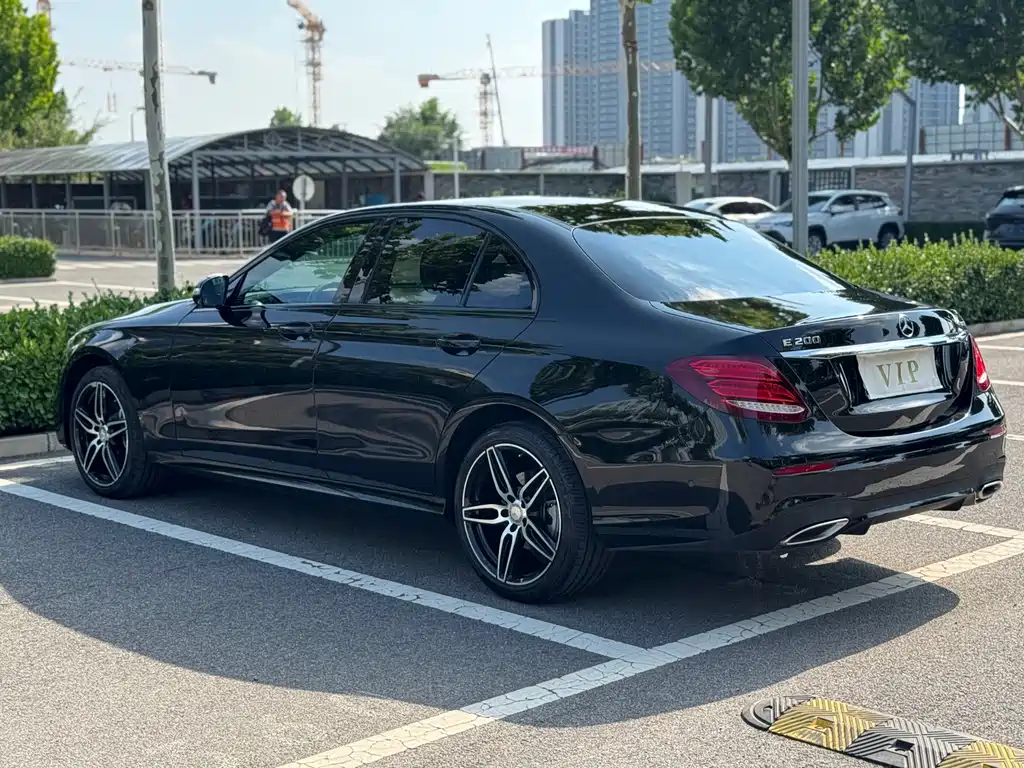 Mercedes-Benz E-Class 2018