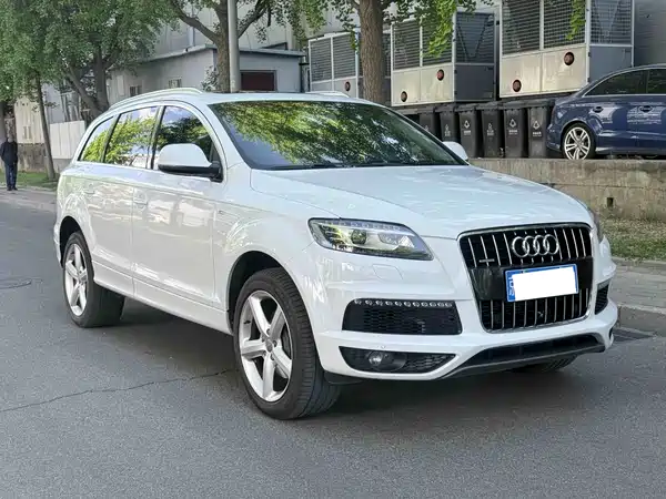 Audi Q7 2014