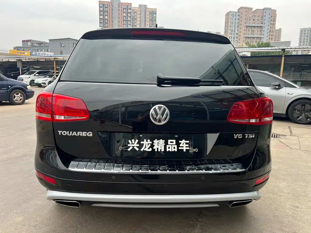 Volkswagen Touareg 2015 — фото 12