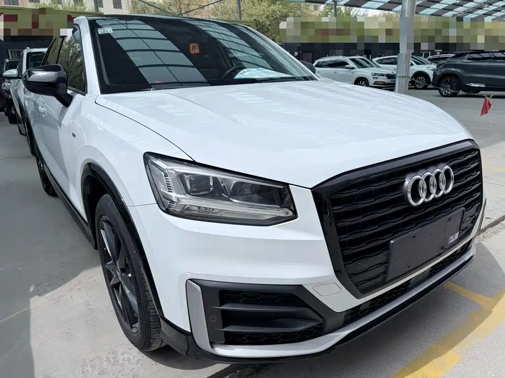 Audi Q2L 2021 — фото 3