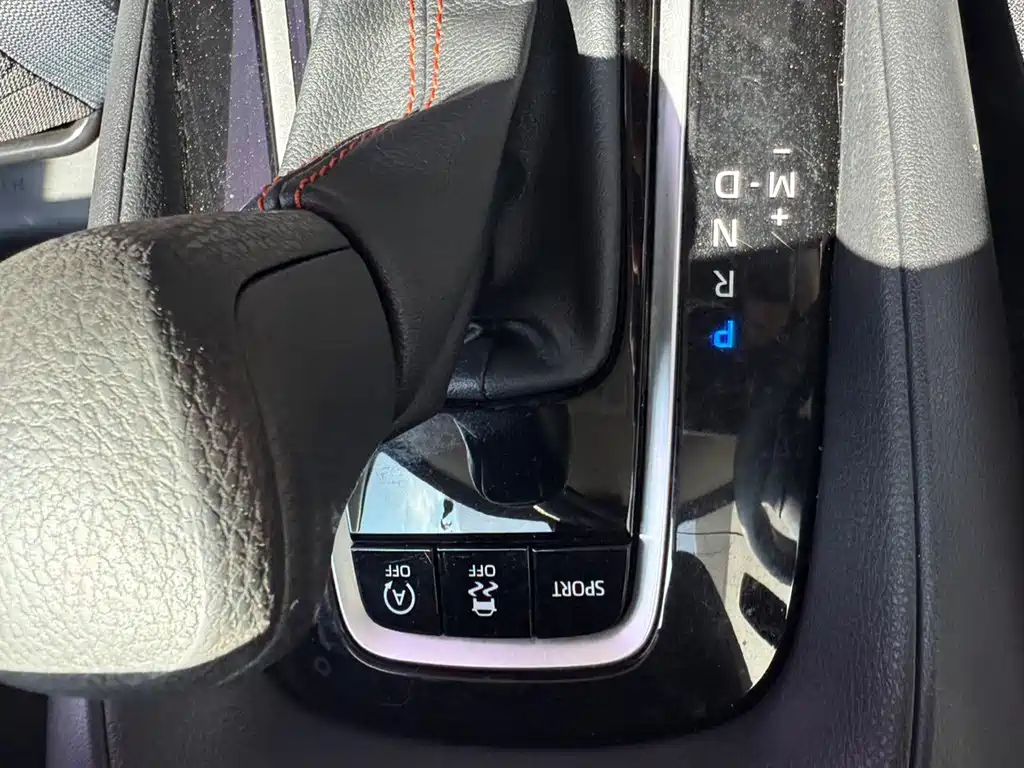 Toyota Corolla 2023 — фото 11