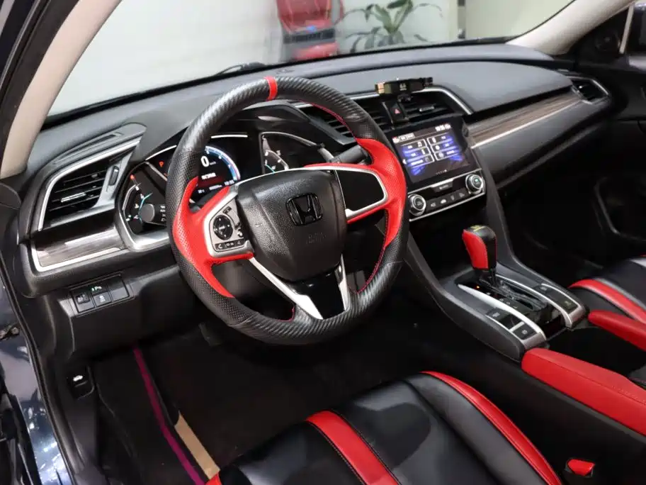 Honda Civic 2021 — фото 10