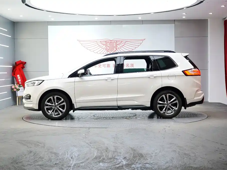Ford Edge 2020 — фото 4